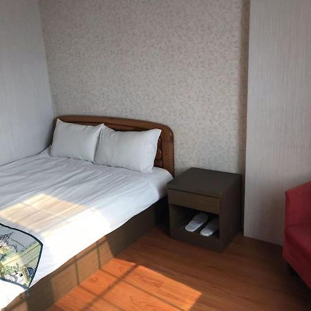レッド ルーフ B&B 金湖鎮 エクステリア 写真