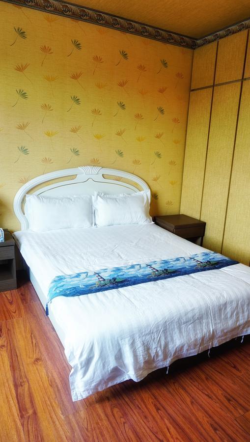 レッド ルーフ B&B 金湖鎮 エクステリア 写真