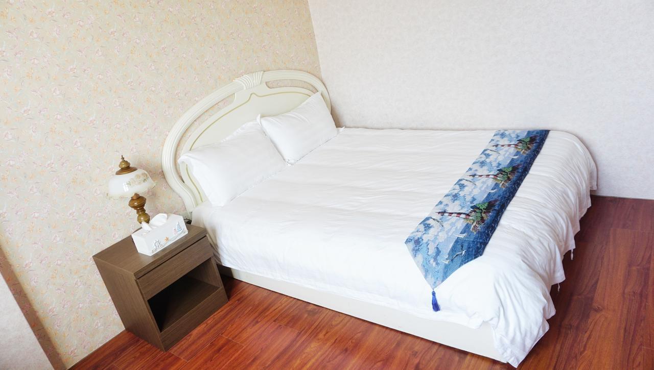 レッド ルーフ B&B 金湖鎮 エクステリア 写真