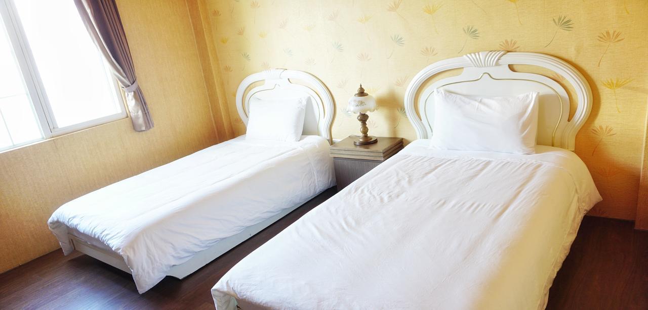 レッド ルーフ B&B 金湖鎮 エクステリア 写真